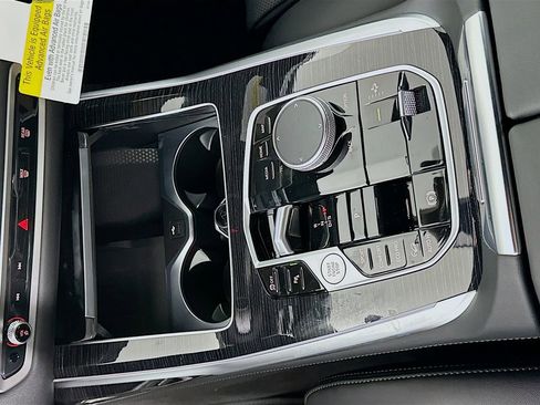 New 2026 BMW X7 xDrive40i w/ M Sport Package image 15