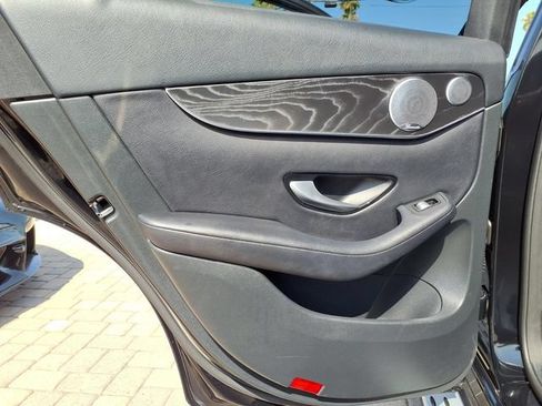 Used 2018 Mercedes-Benz GLC 300 4MATIC Coupe image 21