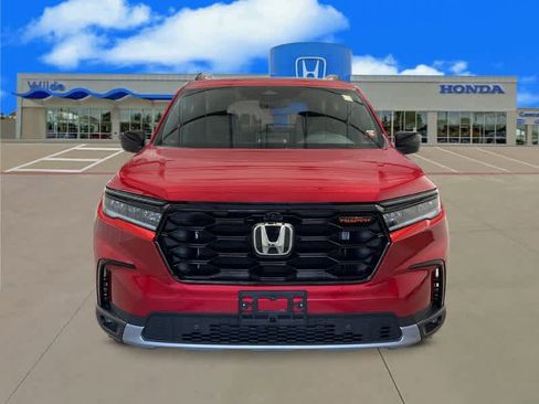 New 2025 Honda Pilot TrailSport image 11