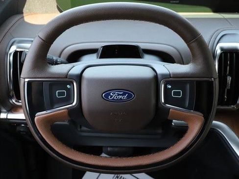 New 2025 Ford Expedition King Ranch image 31