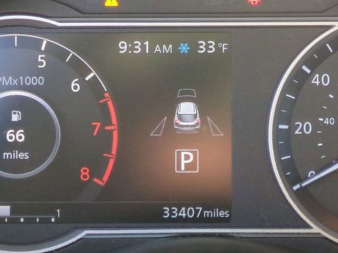 Used 2020 Nissan Kicks SR w/ SR Premium Package image 18