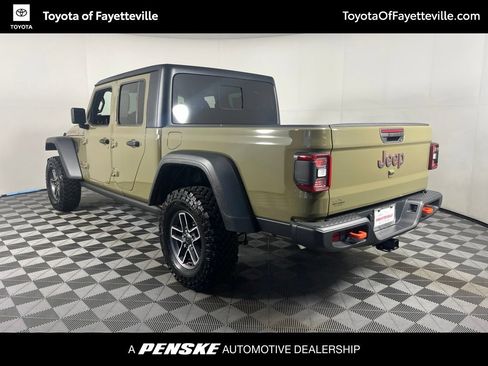 Used 2025 Jeep Gladiator Mojave w/ Convenience Group AWD/4WD image 12