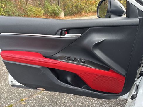 Used 2023 Toyota Camry XSE image 23