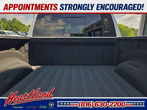 Used 2019 RAM 1500 Laramie AWD/4WD image 30