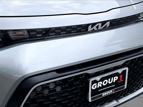 Used 2024 Kia Soul LX w/ Option Group 015 FWD image 30