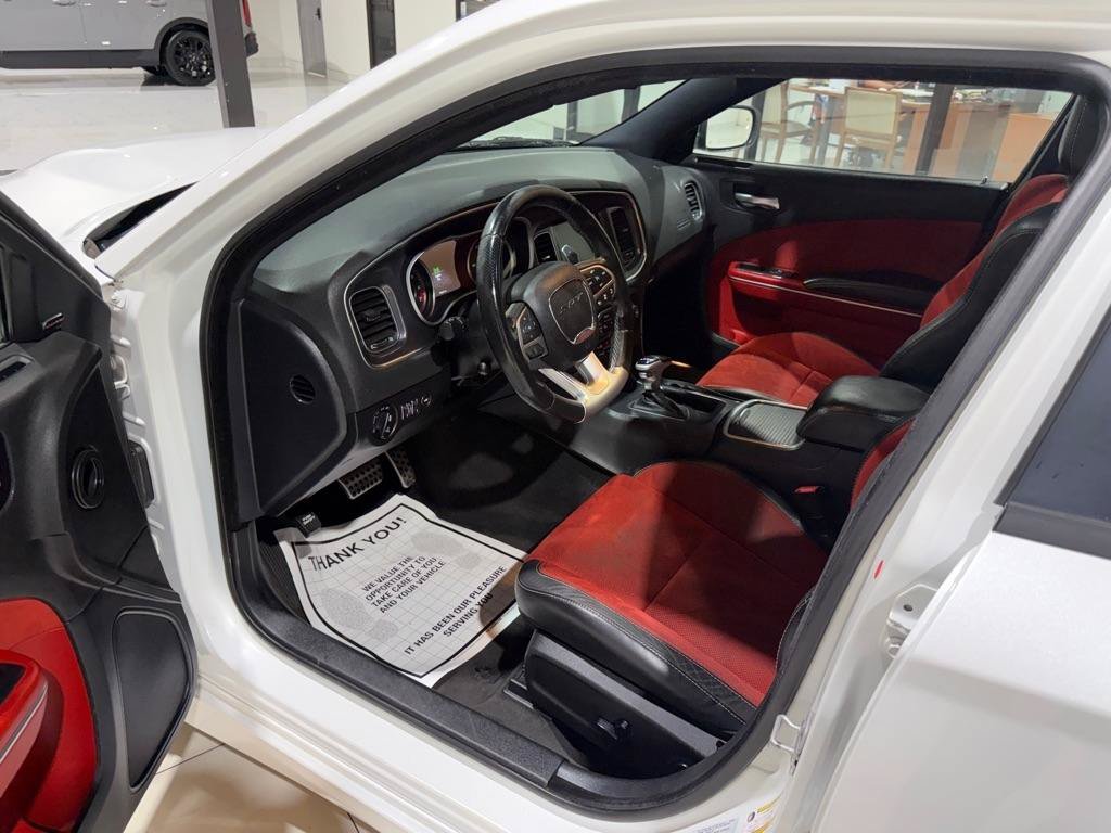 Used 2016 Dodge Charger SRT w/ Harman/Kardon Audio Group RWD image 14