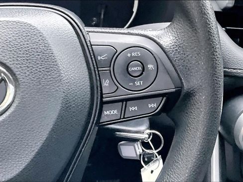 Certified 2023 Toyota RAV4 LE FWD image 25