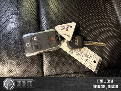 Used 2017 GMC Sierra 2500 SLT w/ Duramax Plus Package image 29