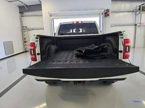 Used 2023 RAM 2500 Laramie AWD/4WD image 5