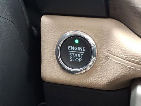 Used 2024 Ford Expedition Max Limited image 12