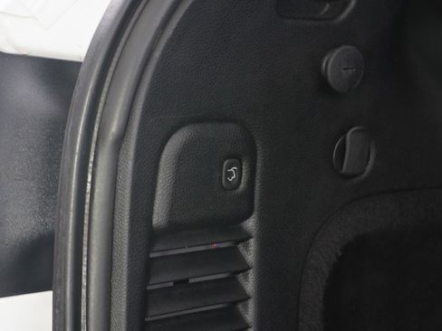 Used 2019 Jeep Grand Cherokee Limited X image 12