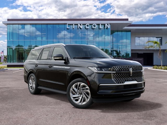 New 2027 Lincoln Navigator Premiere RWD image 4
