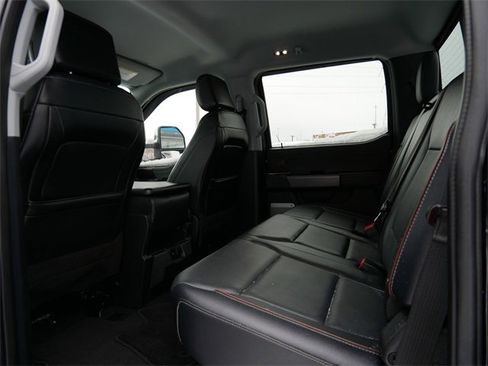 Used 2023 Ford F250 Lariat w/ Chrome Package image 13