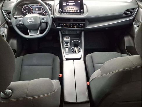 Used 2025 Nissan Rogue S FWD image 12