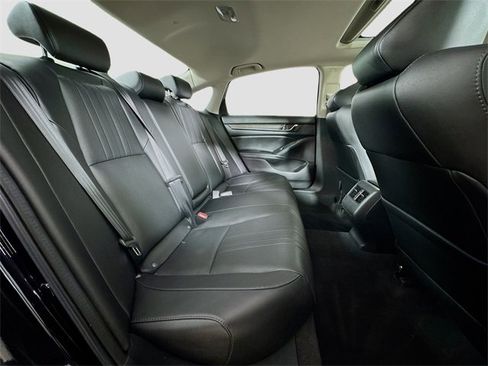 Used 2020 Honda Accord EX-L image 32