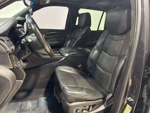 Used 2016 Cadillac Escalade Platinum image 36