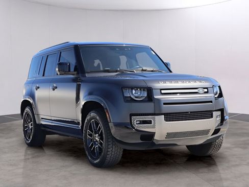 Certified 2024 Land Rover Defender 110 X-Dynamic SE image 3