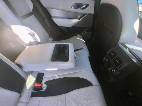 Used 2020 Land Rover Range Rover Velar R-Dynamic S image 37