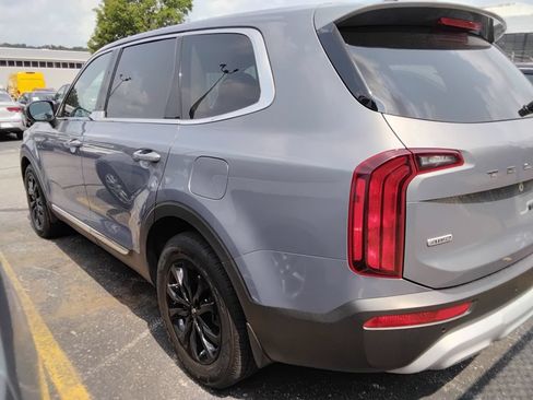 Used 2021 Kia Telluride LX AWD/4WD image 5