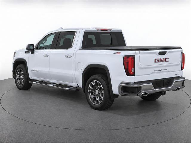 Used 2023 GMC Sierra 1500 SLT AWD/4WD image 3
