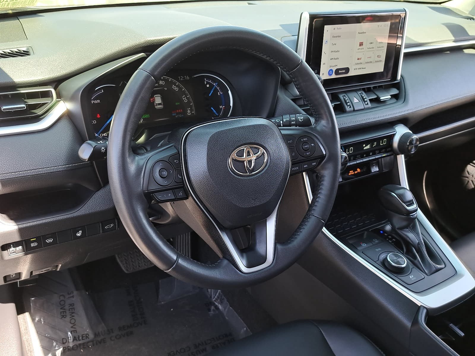 Used 2023 Toyota RAV4 XLE Premium AWD/4WD image 18