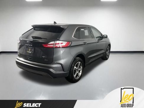 Used 2024 Ford Edge SEL w/ Convenience Package AWD/4WD image 6