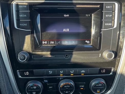 Used 2016 Volkswagen Passat 1.8T S FWD image 14
