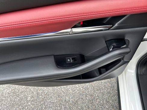 Used 2023 MAZDA MAZDA3 Hatchback w/ Appearance Package image 24