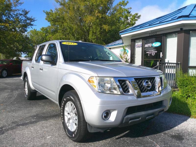 Used 2015 Nissan Frontier SV w/ SV Value Truck Package RWD image 4