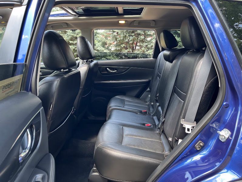 Used 2019 Nissan Rogue SL w/ Premium Package AWD/4WD image 41