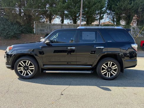 Used 2021 Toyota 4Runner Limited w/ Wilderness Package (TMS) image 7