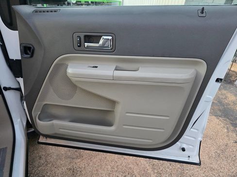 Used 2010 Ford Edge Limited image 26