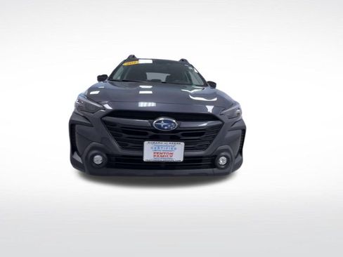 Used 2024 Subaru Outback Premium AWD/4WD image 3