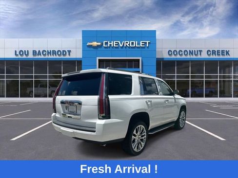 Used 2017 GMC Yukon SLT RWD image 8