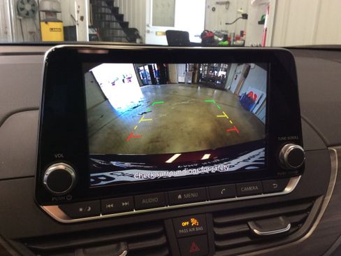 Used 2024 Nissan Altima 2.5 SV image 22