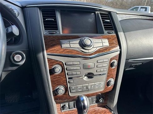 Used 2017 Nissan Armada Platinum w/ Interior Lighting Package image 24