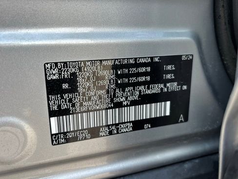 Used 2024 Toyota RAV4 XSE w/ Advanced Technology Package image 31