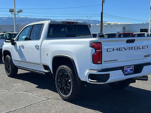 New 2026 Chevrolet Silverado 2500 High Country w/ High Country Premium Package AWD/4WD image 8