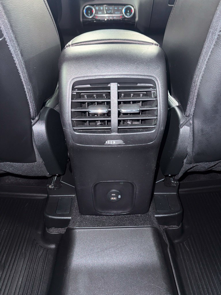 Certified 2022 Ford Escape SEL AWD/4WD image 28