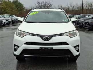 Used 2018 Toyota RAV4 XLE video 2