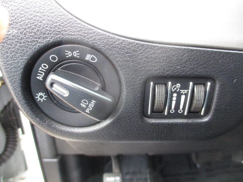 Used 2017 Dodge Grand Caravan GT image 20