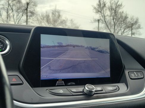 Used 2020 Chevrolet Blazer LT image 32