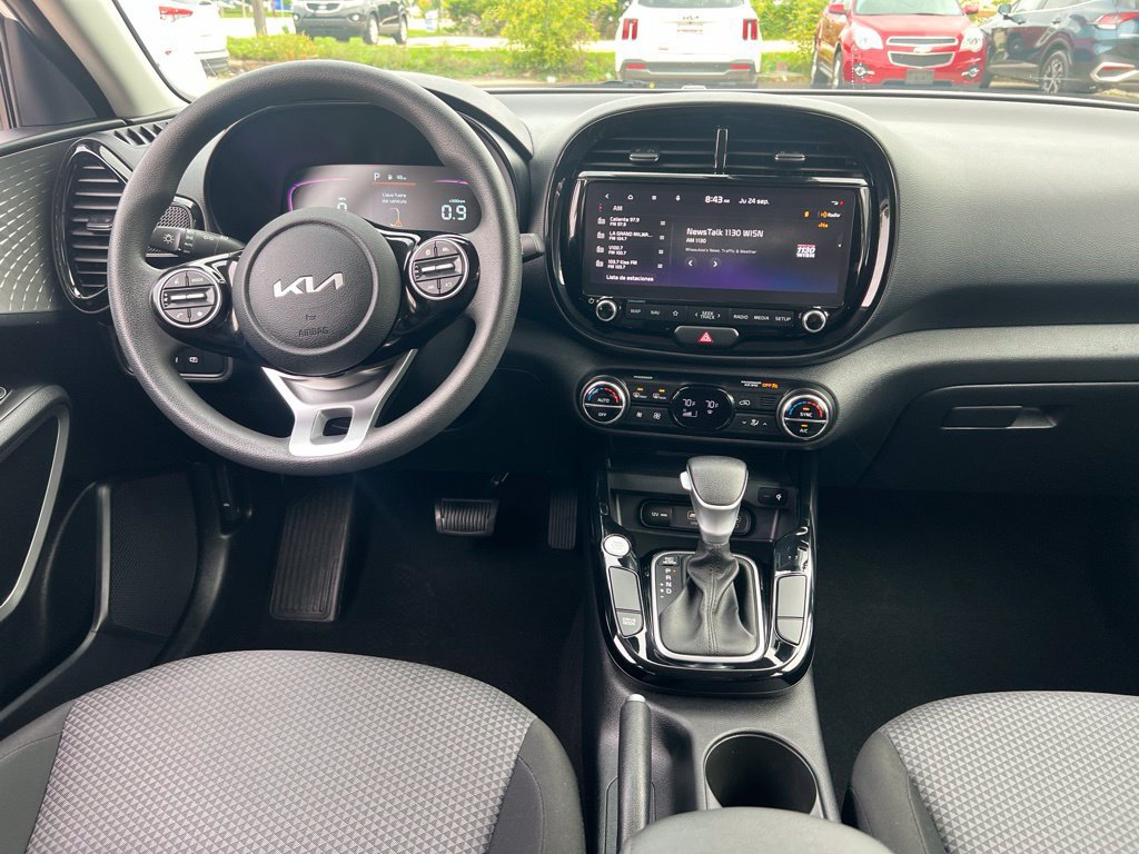 Certified 2023 Kia Soul S FWD image 17
