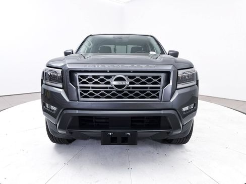 Used 2024 Nissan Frontier SL w/ Technology Package RWD image 12