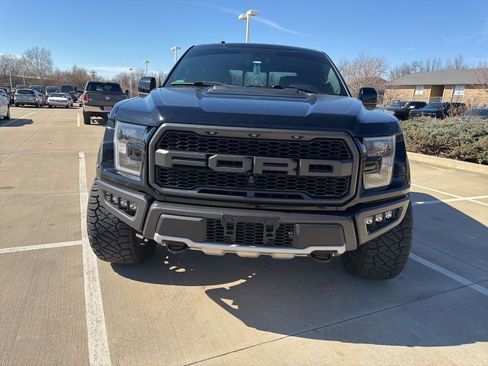Used 2017 Ford F150 Raptor w/ Equipment Group 802A Luxury image 2