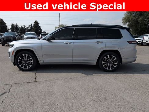 Used 2022 Jeep Grand Cherokee L Overland w/ Luxury Tech Group IV AWD/4WD image 6