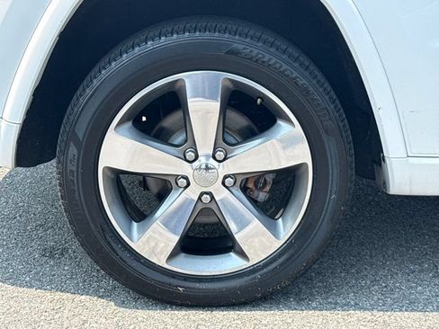 Used 2016 Jeep Grand Cherokee Overland RWD image 16