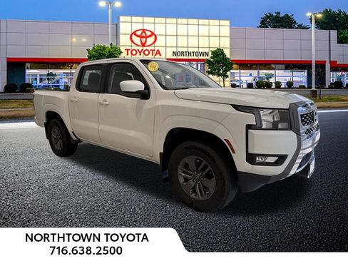 Used 2025 Nissan Frontier SV w/ SV Convenience Package AWD/4WD image 29
