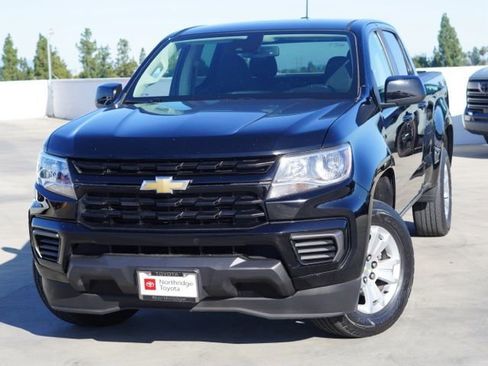 Used 2022 Chevrolet Colorado LT w/ Safety Package RWD image 4