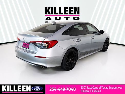 Used 2023 Honda Civic Sport image 8